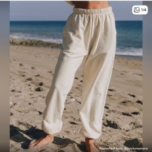 Daily Drills Sweatpants in color Sand